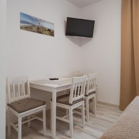 Apartament Dla 4 Osob Blisko Morza ニエホジェ エクステリア 写真