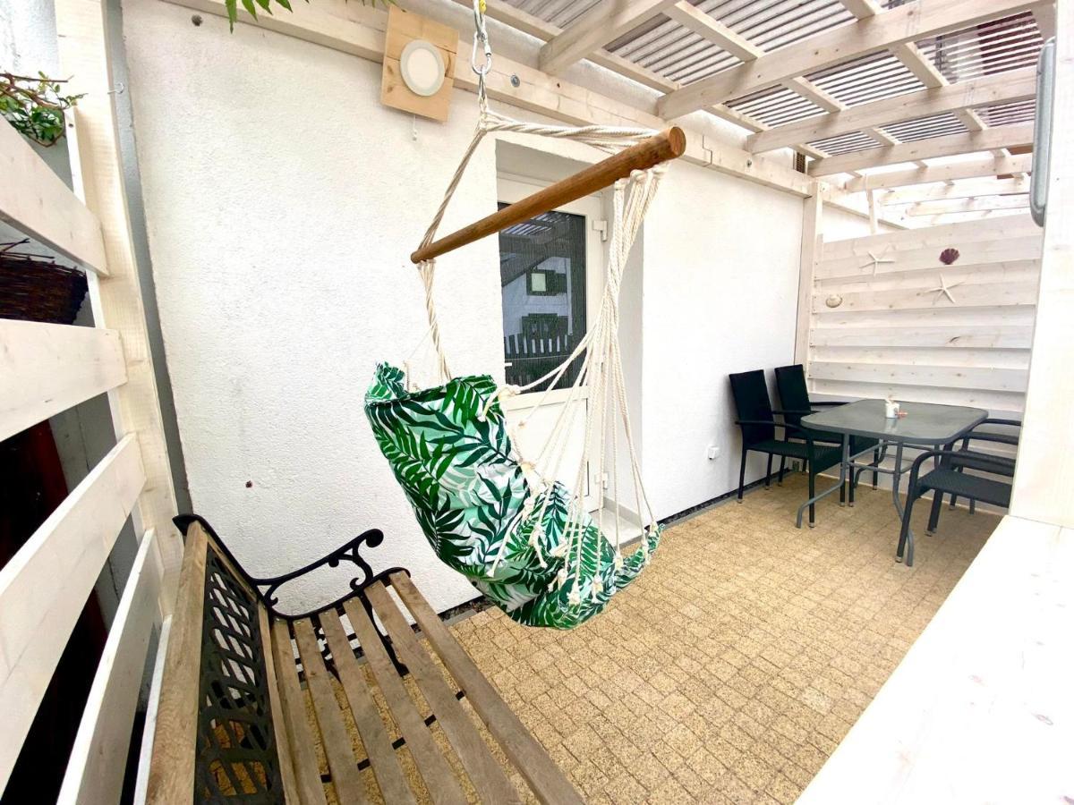 Apartament Dla 4 Osob Blisko Morza ニエホジェ エクステリア 写真